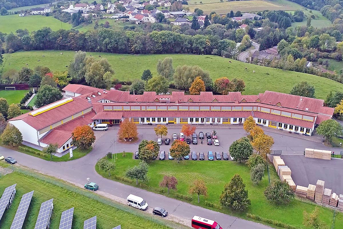 Die Luftballondruckerei der Westeifel Werke in Wißmannsdorf-Hermesdorf