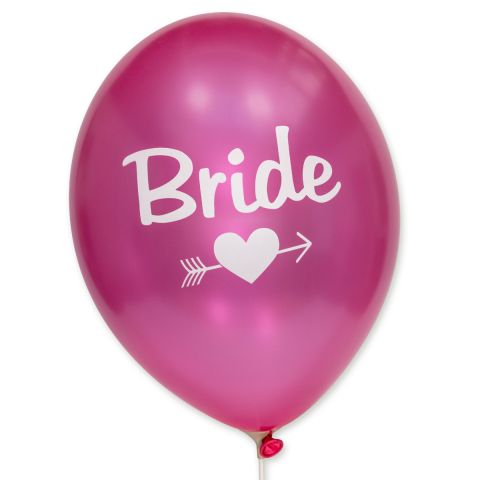 Metallic fuchsia Ballon mit weißem Aufdruck "Bride". Darunter befindet sich ein Herz mit einem Pfeil.